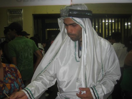 Aluno do 3ª ano representando o Egito na feira das nações -2009